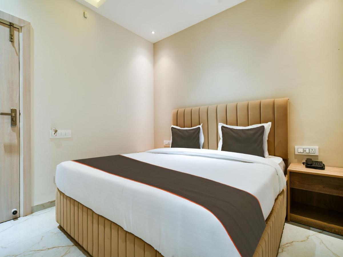 Collection O Hotel Mint Ιντόρ Εξωτερικό φωτογραφία