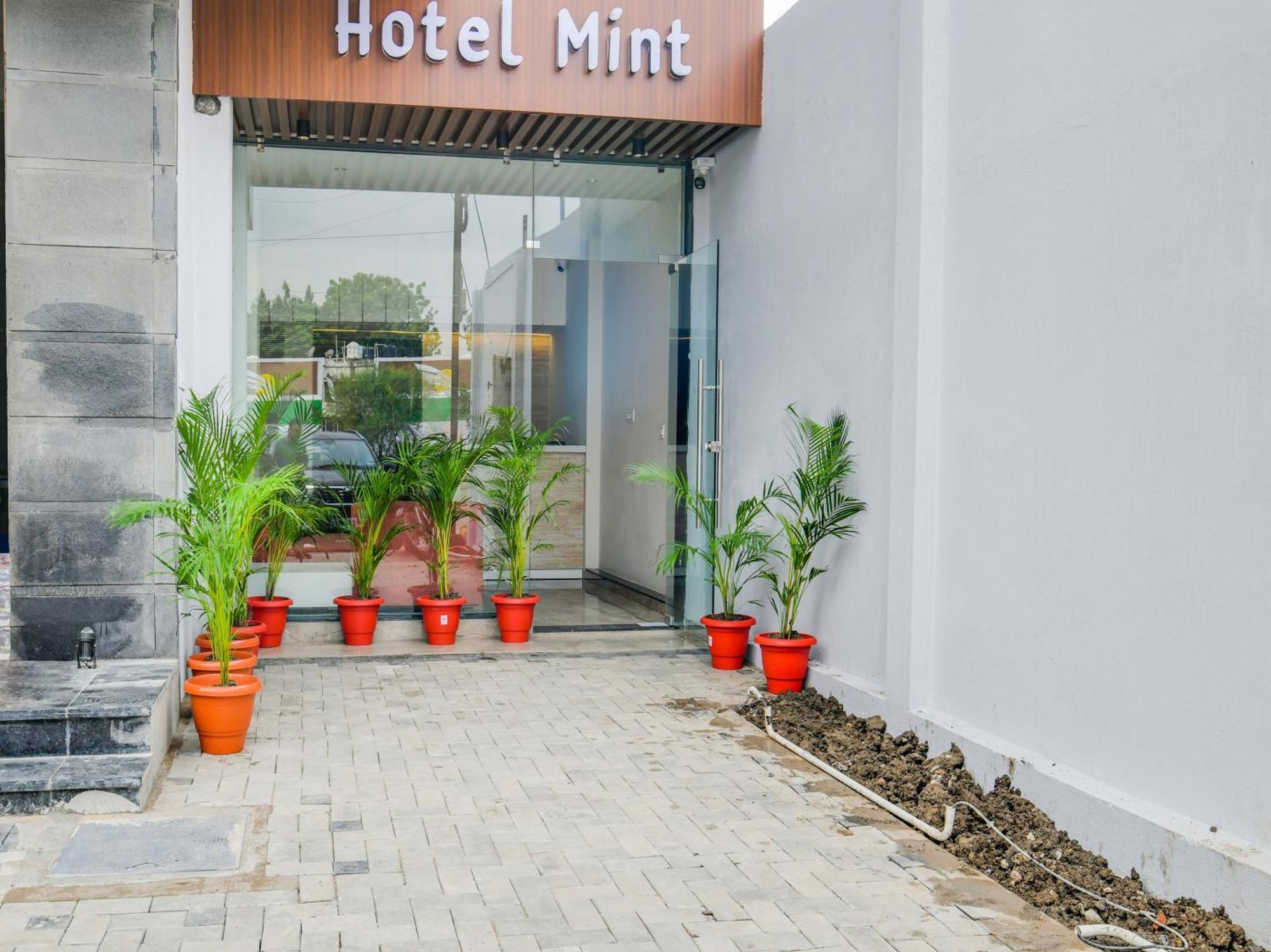 Collection O Hotel Mint Ιντόρ Εξωτερικό φωτογραφία