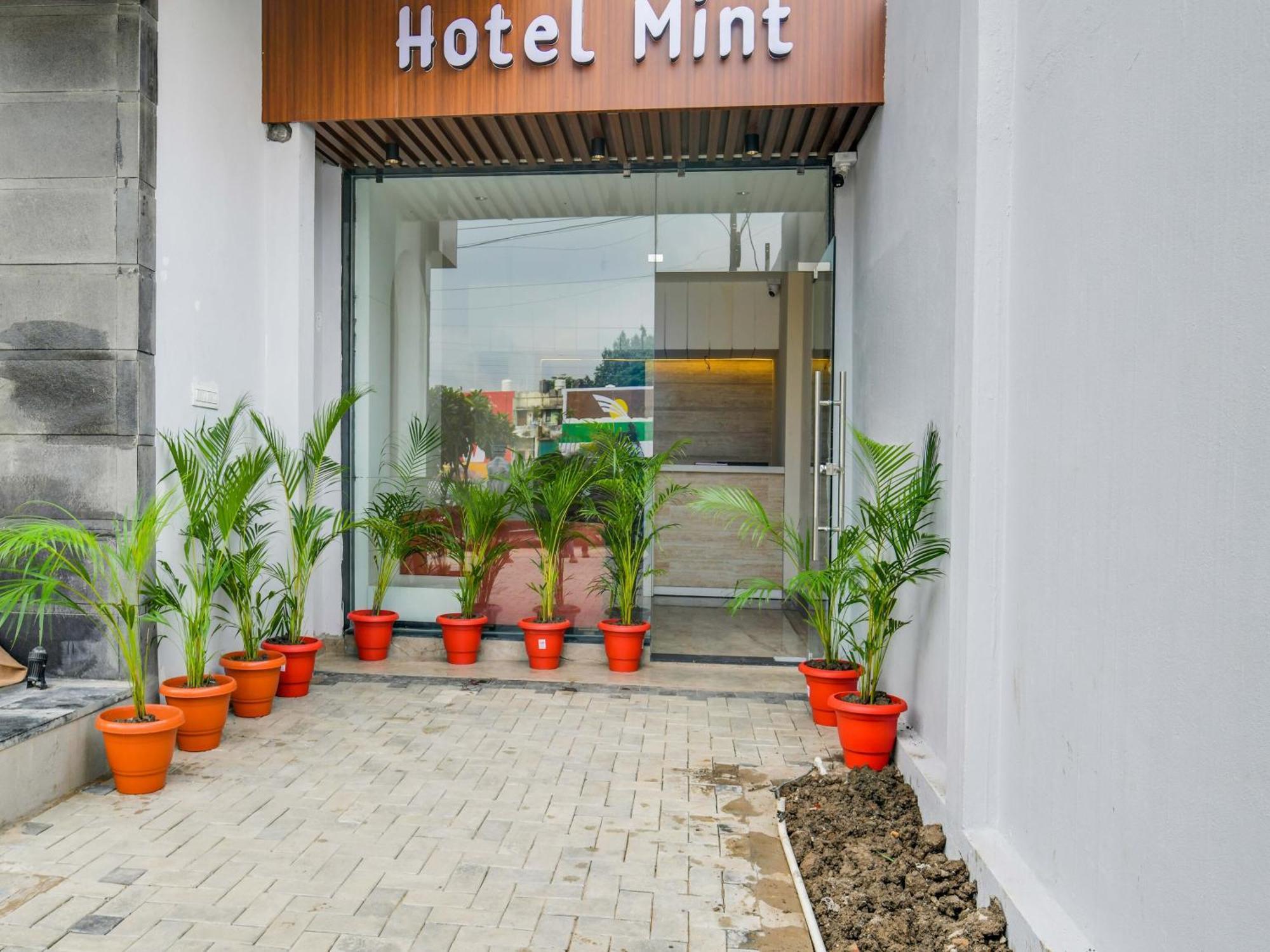 Collection O Hotel Mint Ιντόρ Εξωτερικό φωτογραφία